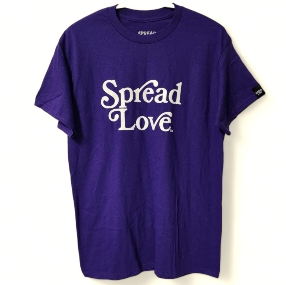 Nwot! Spread Love t shirt